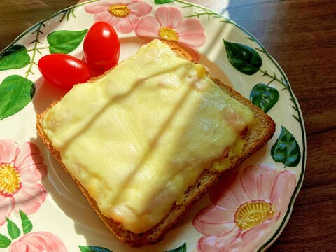 ポテサラチーズトースト(^^♪